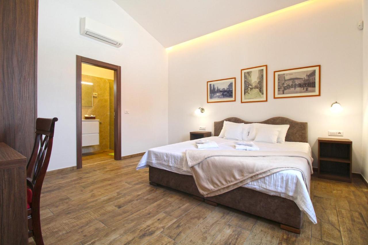 Villa Olgica 2269 Пула Екстериор снимка