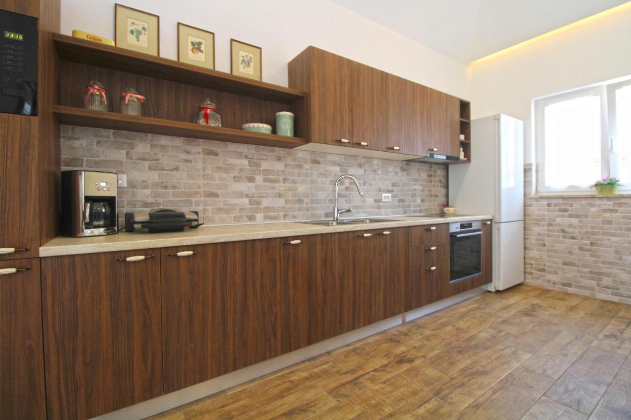 Villa Olgica 2269 Пула Екстериор снимка